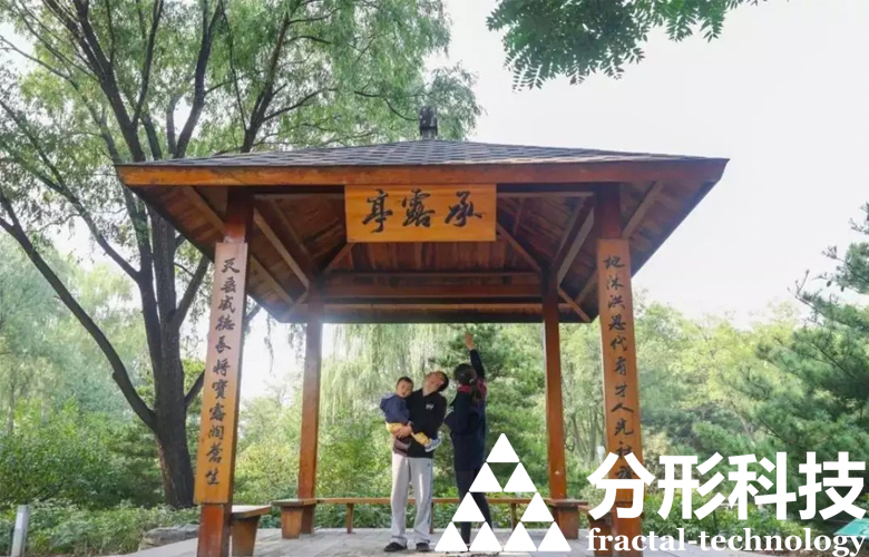 智能語(yǔ)音亭